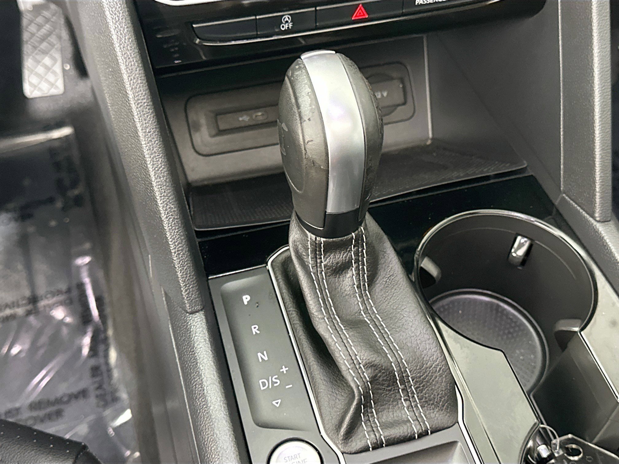 Used 2023 Volkswagen Atlas SE w/ Panoramic Sunroof Package image 13