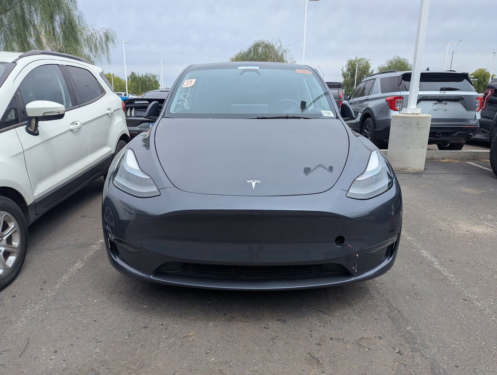 Used 2023 Tesla Model Y Long Range AWD/4WD image 2