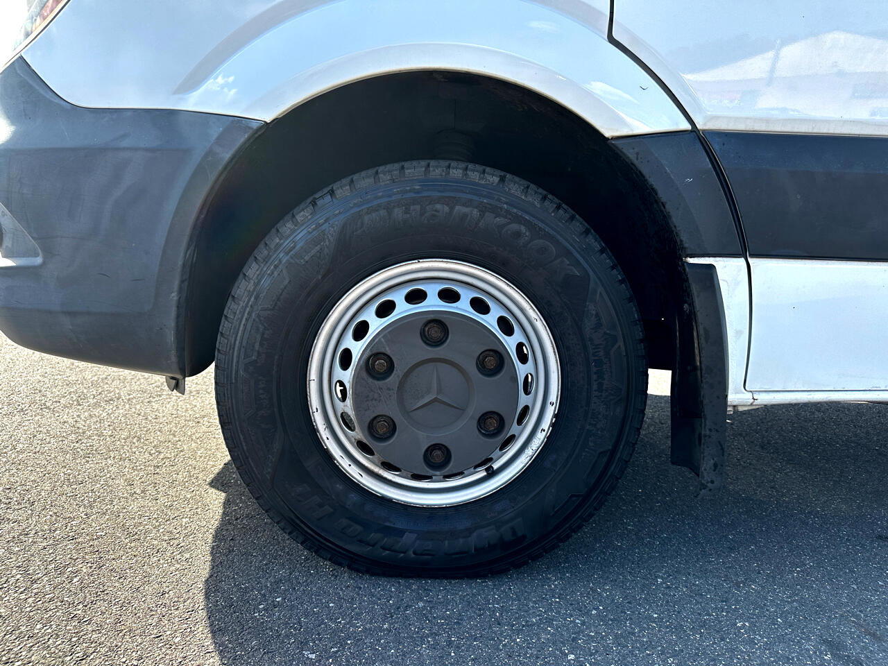 Used 2017 Mercedes-Benz Sprinter 3500 image 17