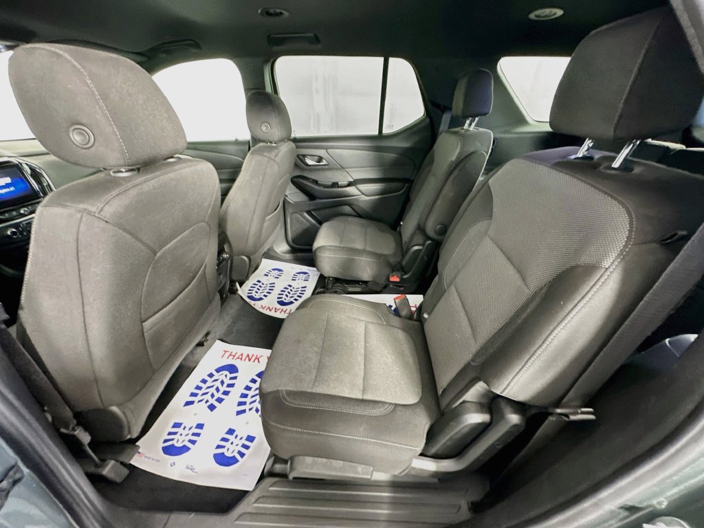 Used 2023 Chevrolet Traverse LT FWD image 32