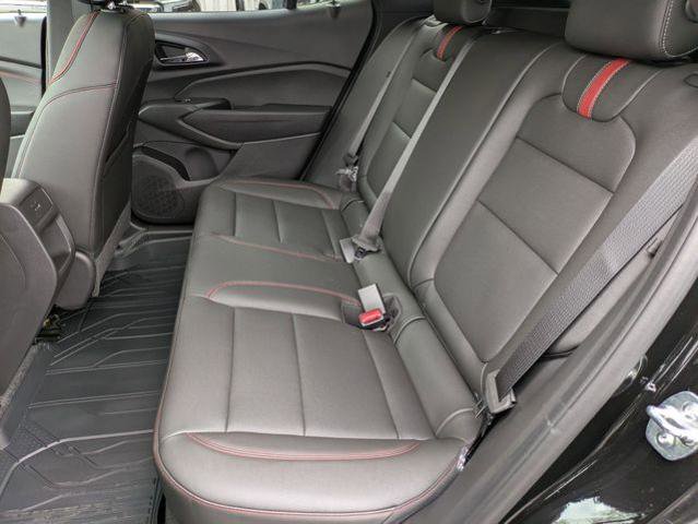 New 2026 Chevrolet Trax RS w/ Sunroof Package FWD image 26