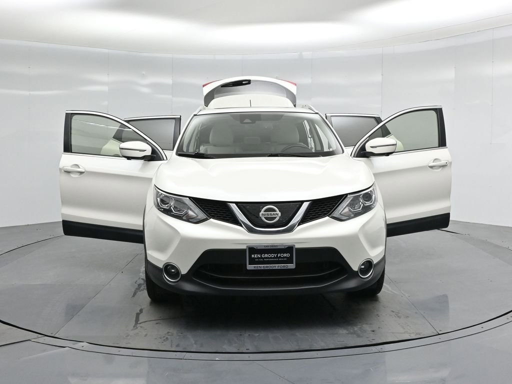 Used 2019 Nissan Rogue Sport SL w/ Premium Package image 30