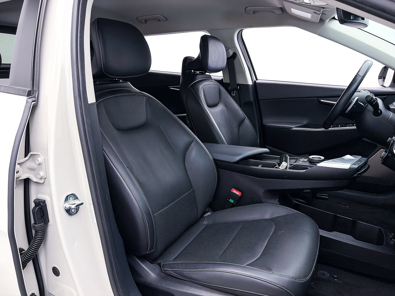 Certified 2023 Kia EV6 Wind w/ Wind Technology Package RWD image 36