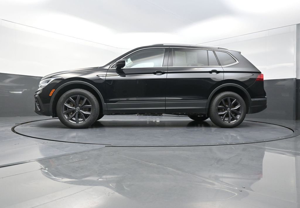 Used 2023 Volkswagen Tiguan SE FWD image 26