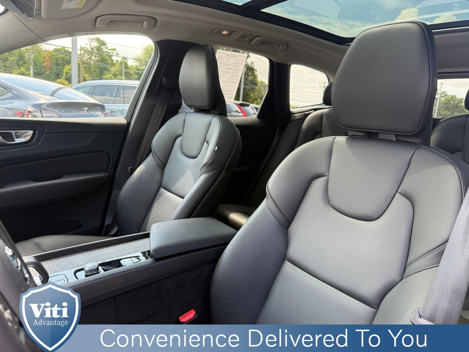 Certified 2024 Volvo XC60 B5 Core image 18