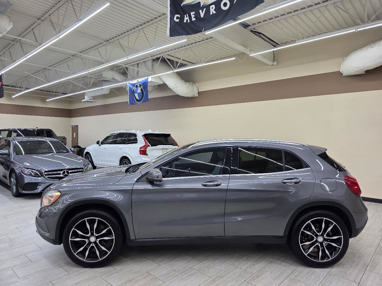 Used 2017 Mercedes-Benz GLA 250 w/ Premium Package image 9