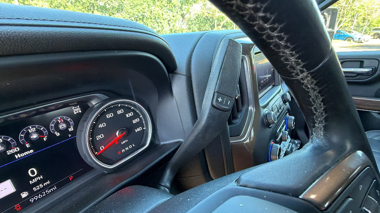 Used 2020 Chevrolet Silverado 2500 High Country w/ Technology Package image 12