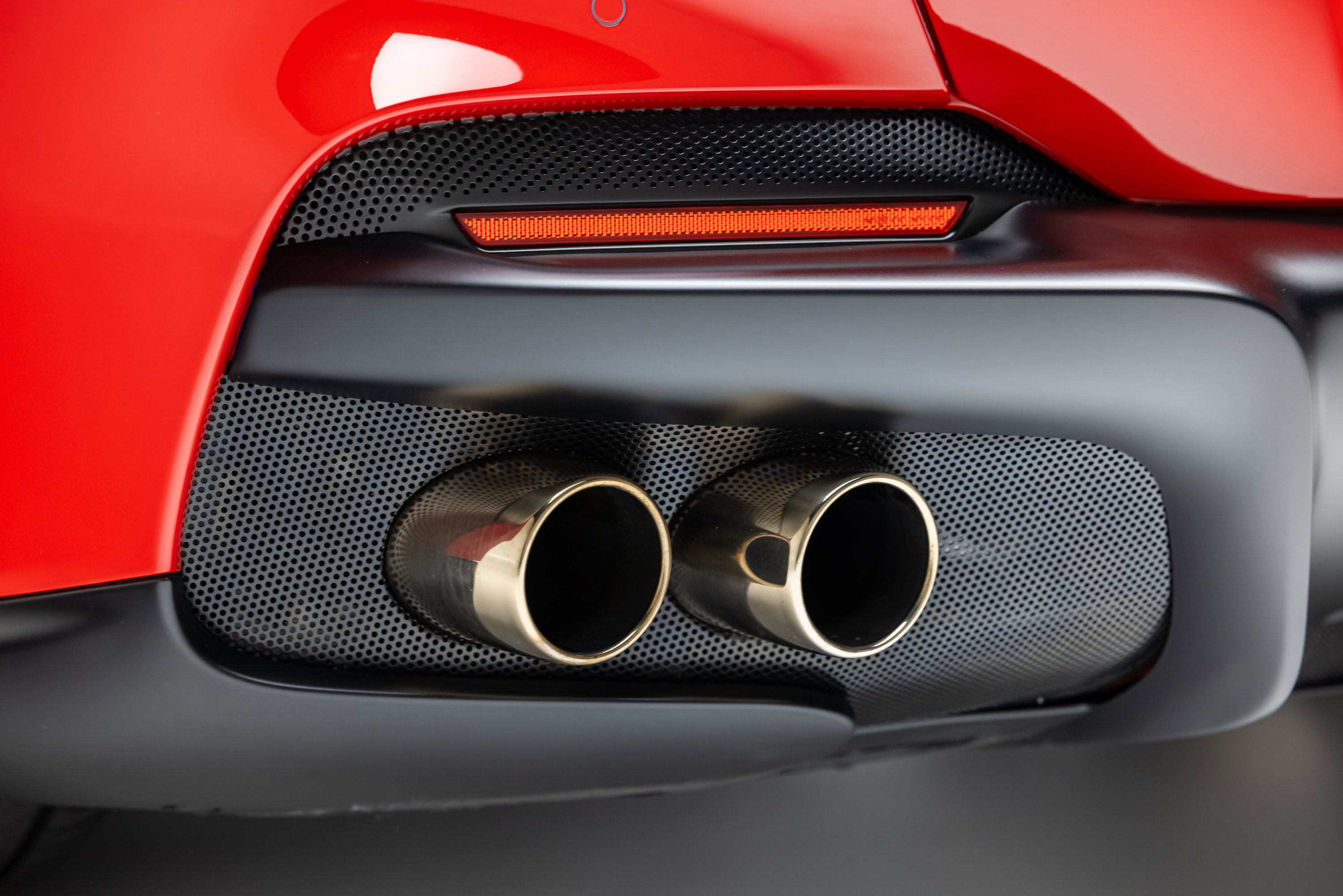 Certified 2022 Ferrari Portofino M RWD image 28