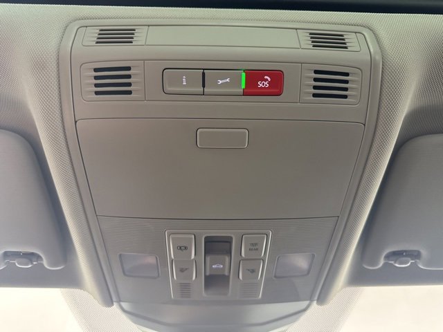 New 2025 Volkswagen Jetta SE image 13