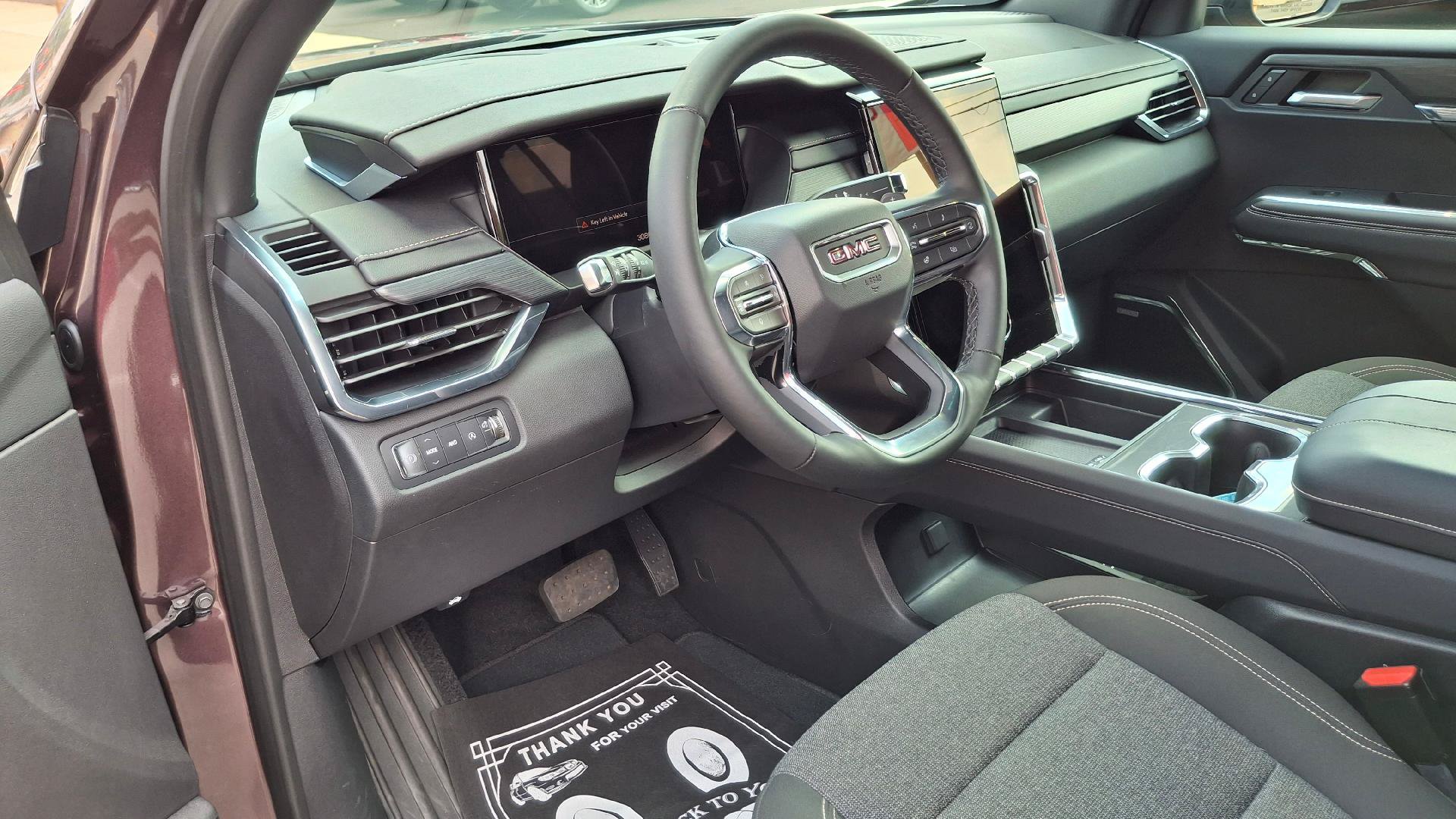 Used 2025 GMC Acadia Elevation AWD/4WD image 7