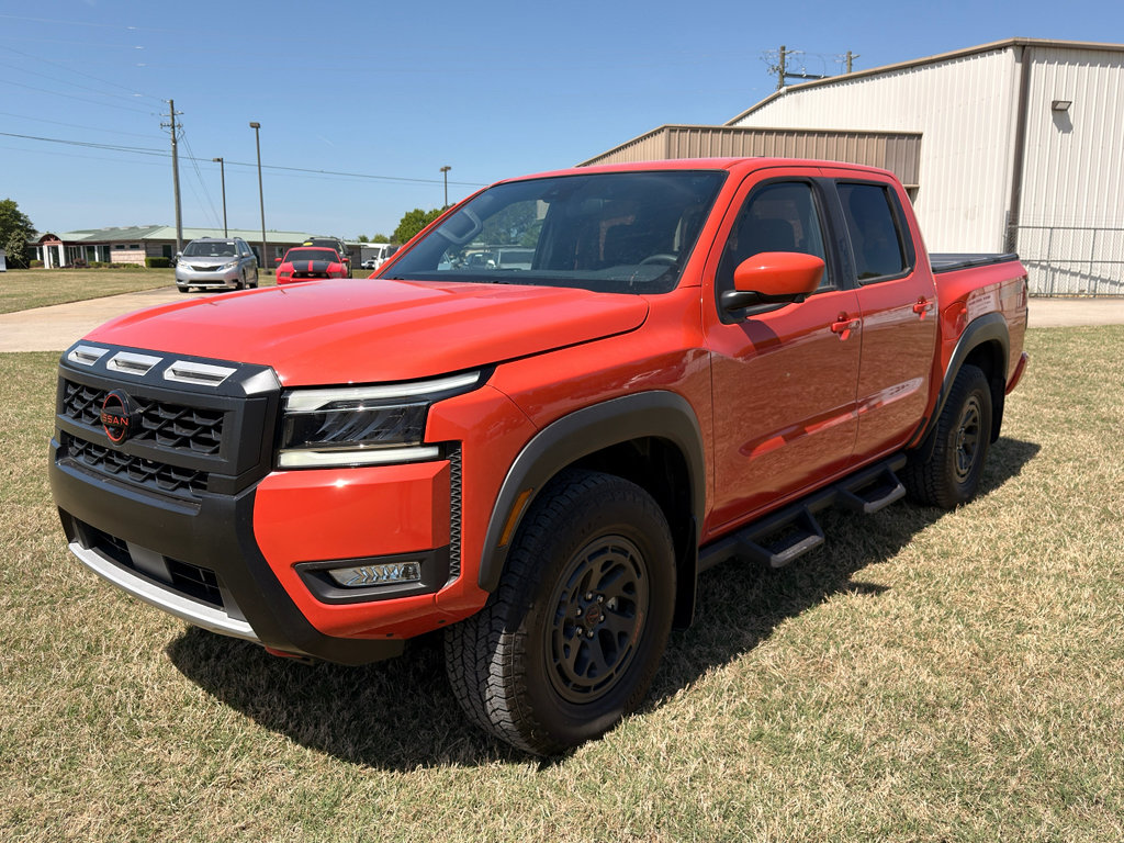Used 2025 Nissan Frontier PRO-4X w/ Pro Convenience Package AWD/4WD image 7