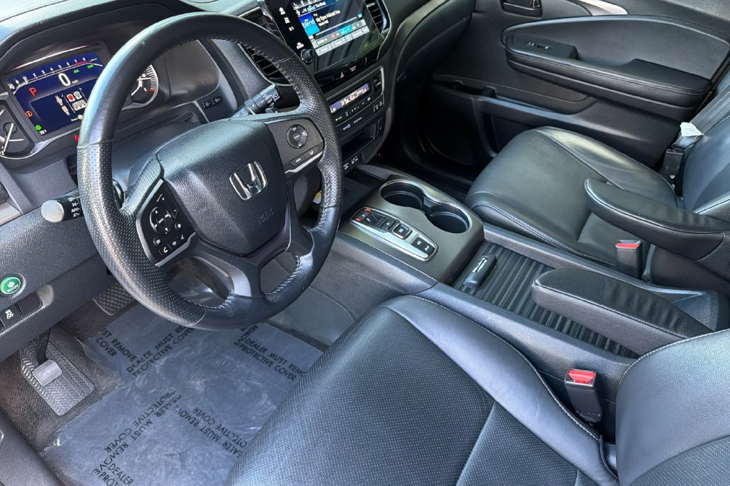 Certified 2023 Honda Passport EX-L image 3
