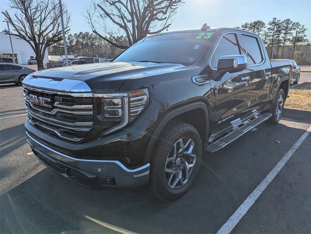Used 2023 GMC Sierra 1500 SLT w/ SLT Convenience Package image 3