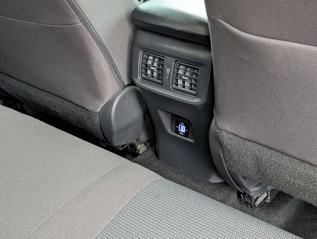 Certified 2025 Toyota RAV4 LE image 28