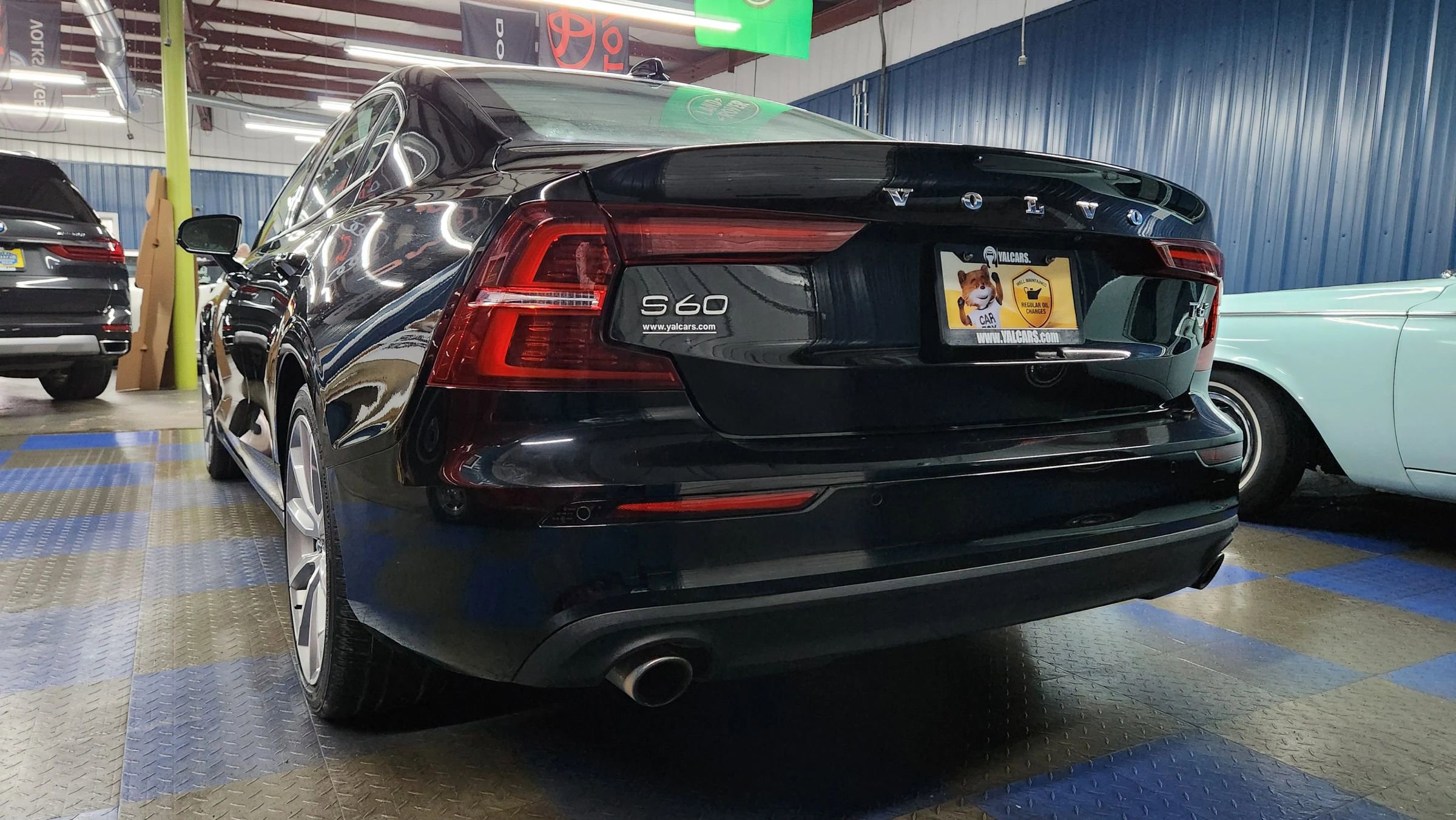Used 2021 Volvo S60 T6 Momentum w/ Protection Package Premier image 57