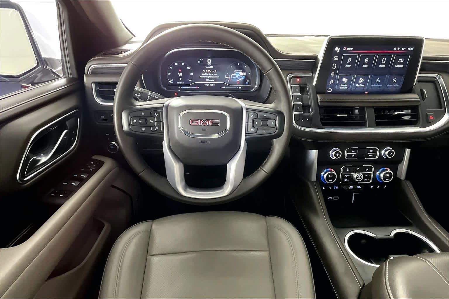 Certified 2023 GMC Yukon XL SLT w/ SLT Premium Package AWD/4WD image 6