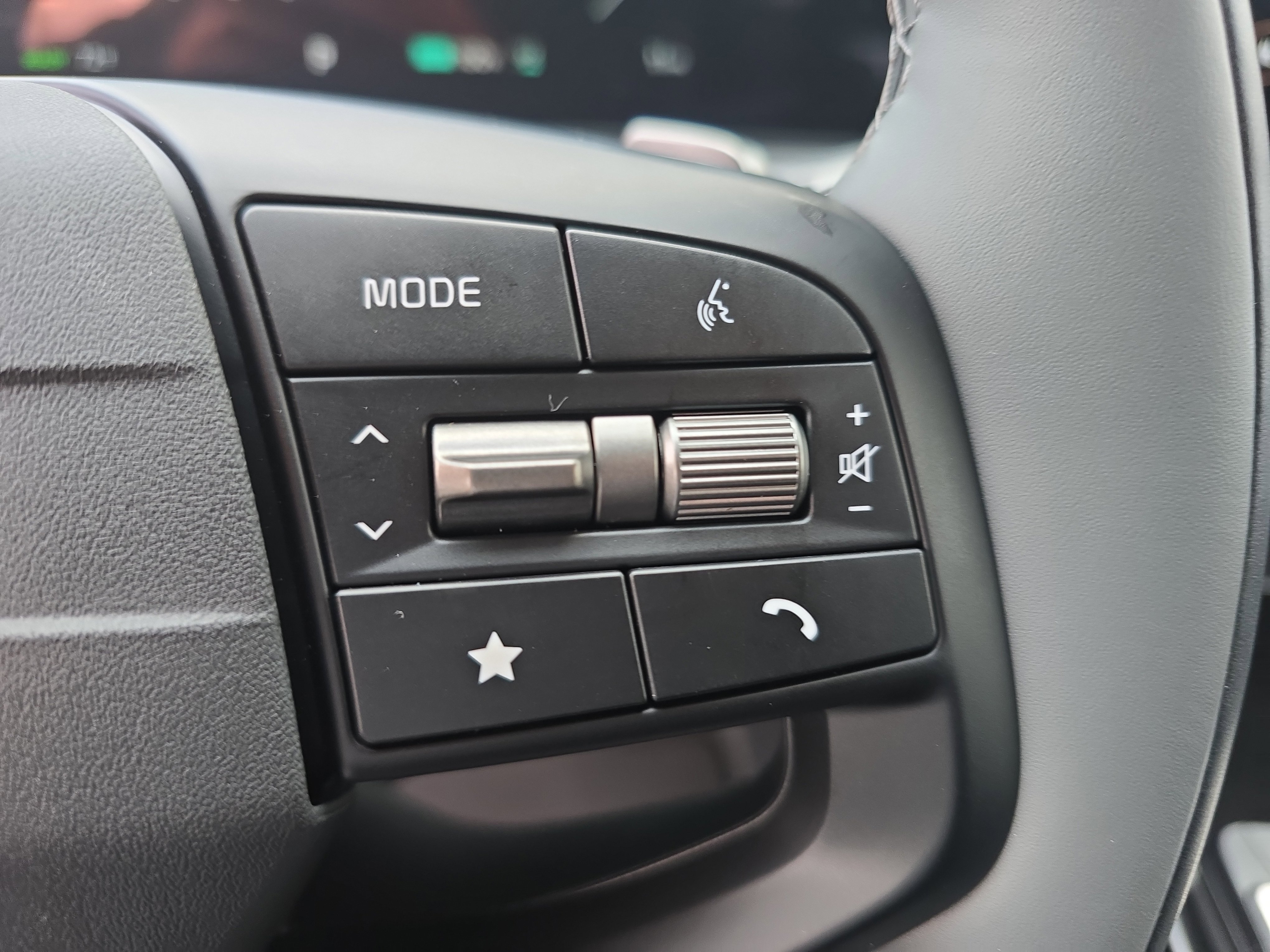 New 2025 Kia EV6 Wind image 19