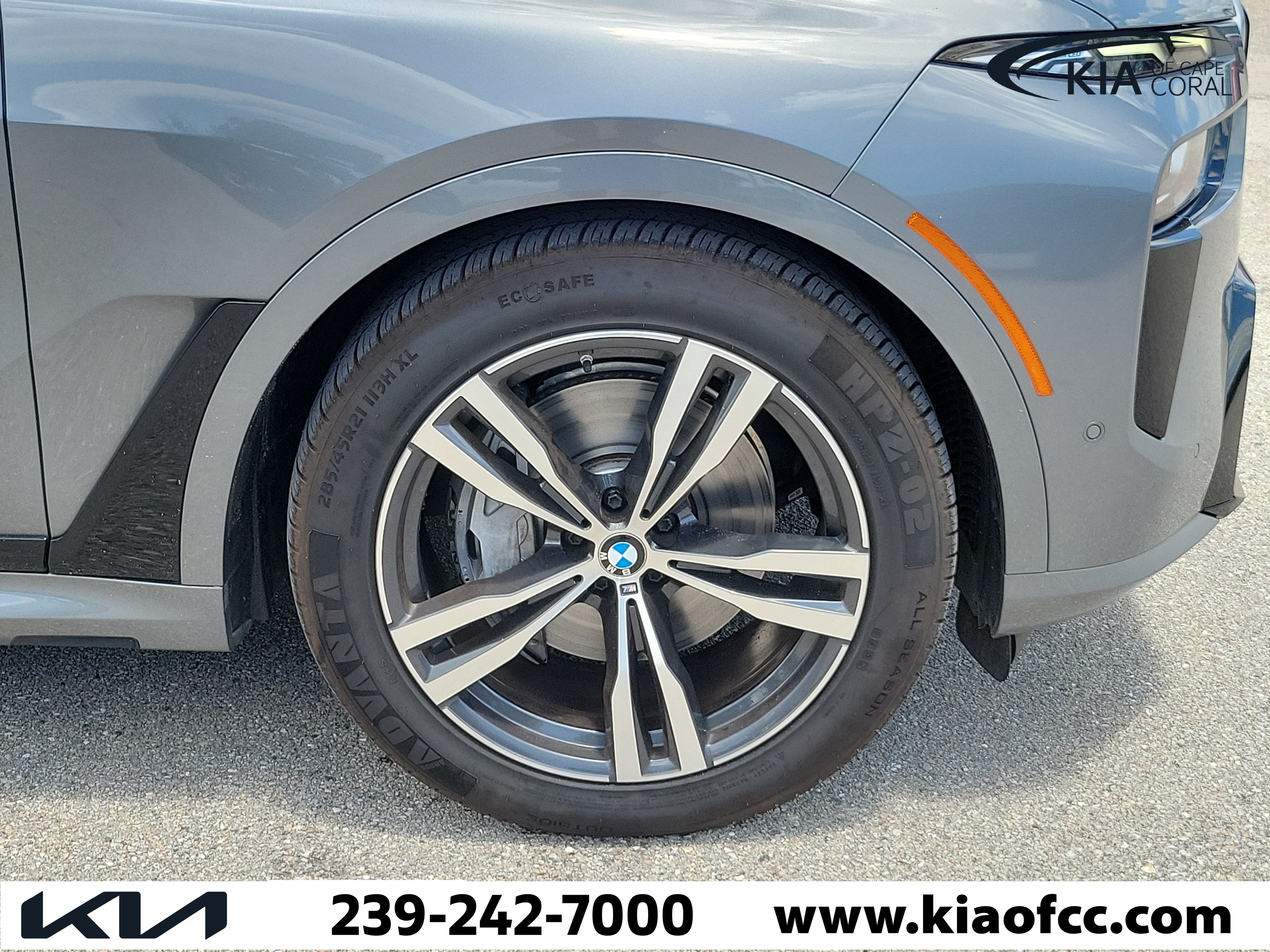 Used 2023 BMW X7 xDrive40i w/ Executive Package AWD/4WD image 7