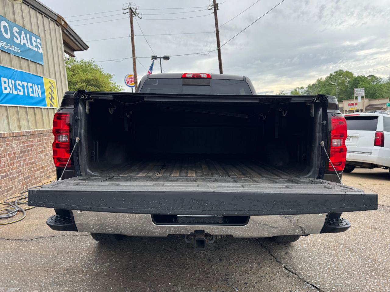Used 2015 Chevrolet Silverado 1500 LTZ w/ LTZ Plus Package AWD/4WD image 9