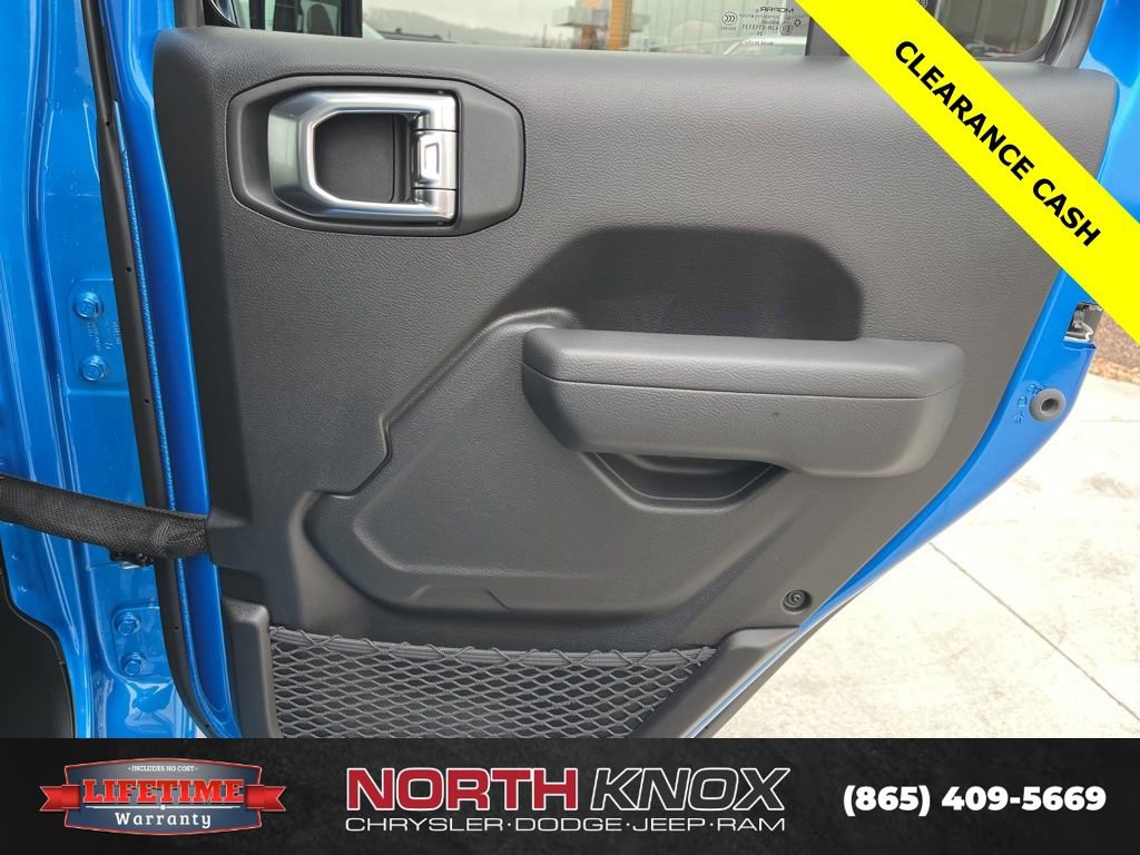 New 2026 Jeep Gladiator Mojave w/ Technology Group image 24