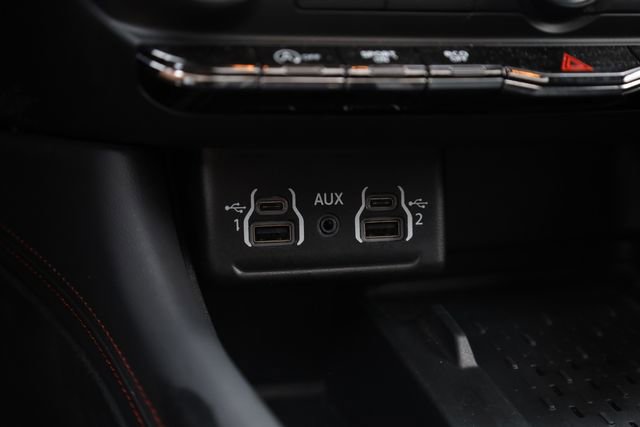 Certified 2025 Dodge Durango GT image 22