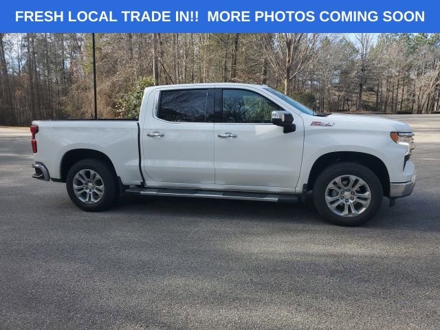 Used 2024 Chevrolet Silverado 1500 LTZ w/ LTZ Premium Package image 9