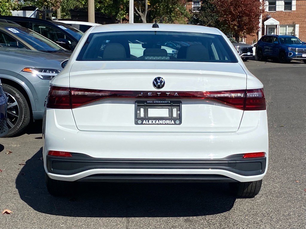 Certified 2025 Volkswagen Jetta S image 4
