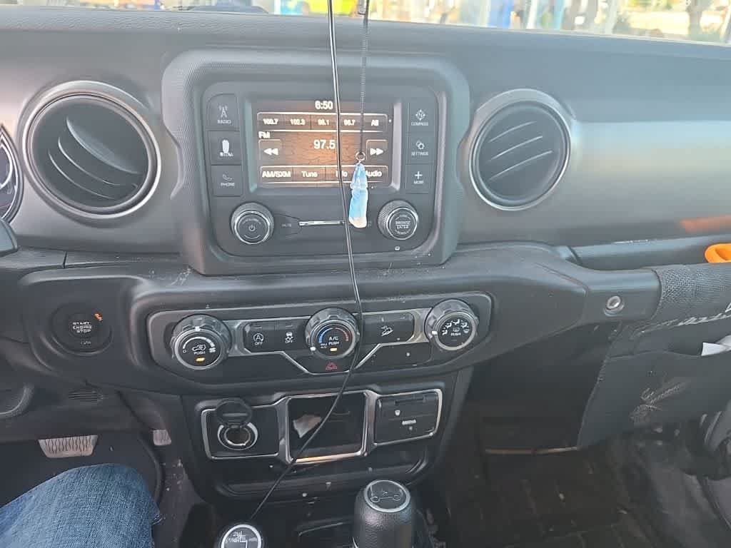 Used 2020 Jeep Wrangler Unlimited Sport AWD/4WD image 11