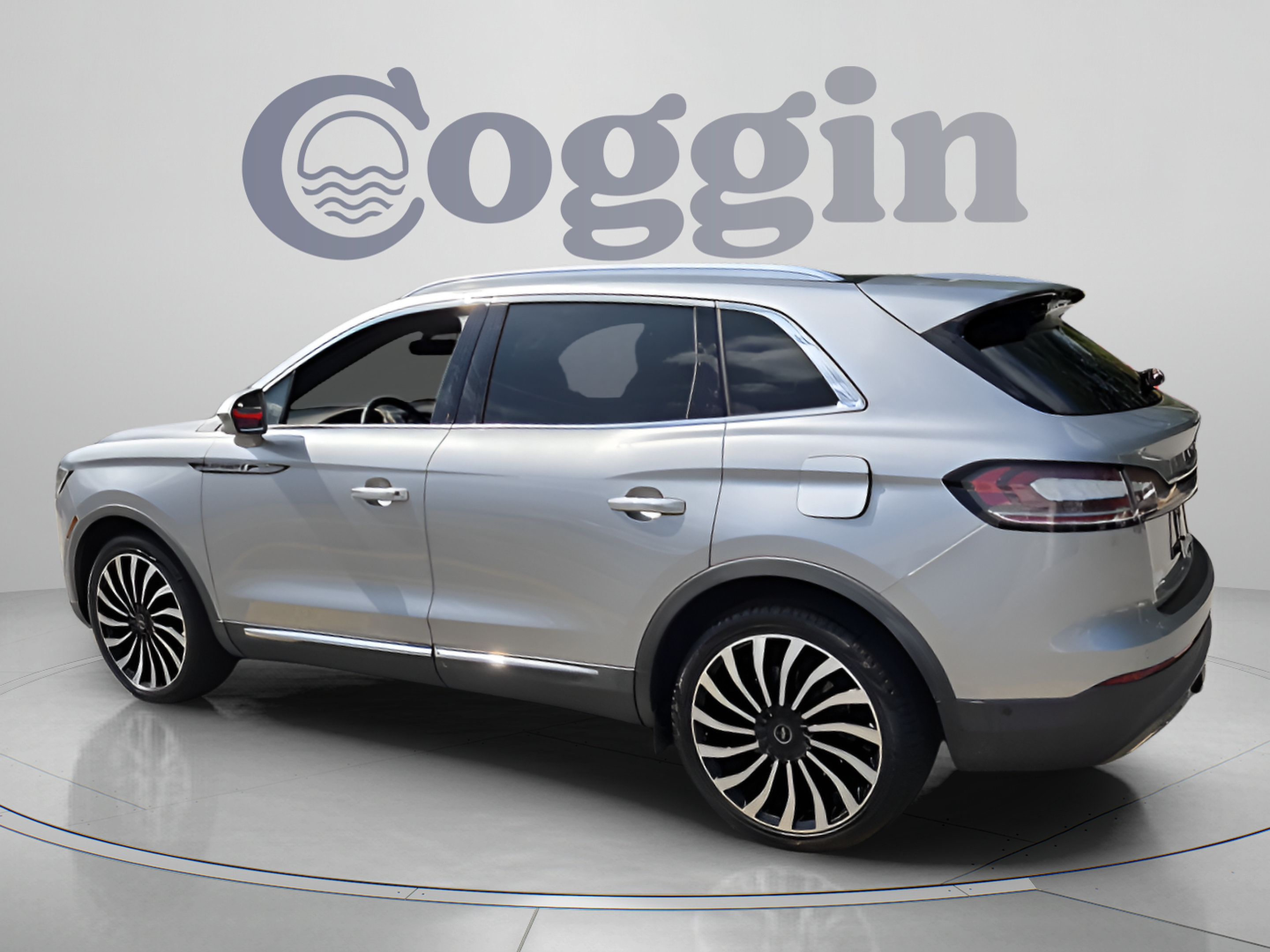 Used 2020 Lincoln Nautilus Black Label w/ Class II Trailer Tow Package AWD/4WD image 3