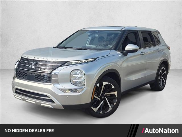 Used 2024 Mitsubishi Outlander SE FWD image 1