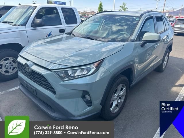 Used 2019 Toyota RAV4 XLE AWD/4WD image 3