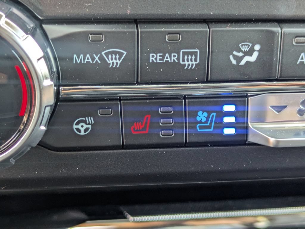 New 2026 Ford F250 Lariat w/ Black Appearance Package AWD/4WD image 29