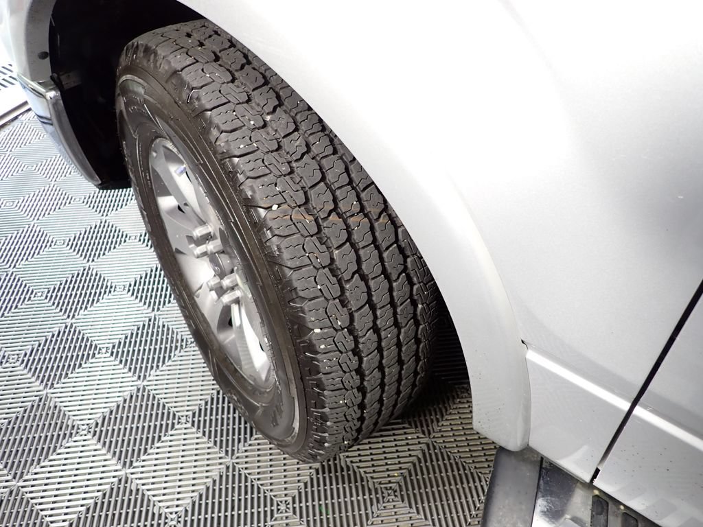 Used 2010 Ford F150 Lariat AWD/4WD image 35