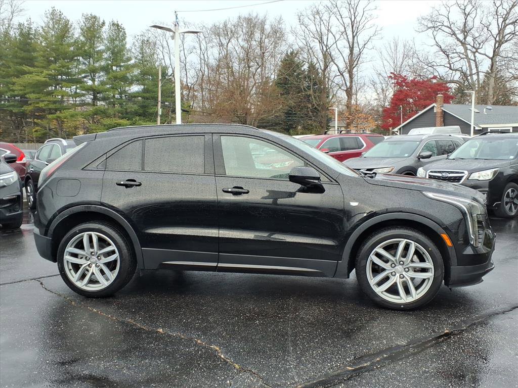 Used 2019 Cadillac XT4 Sport image 4