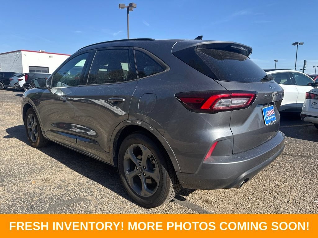 Used 2024 Ford Escape ST-Line FWD image 4
