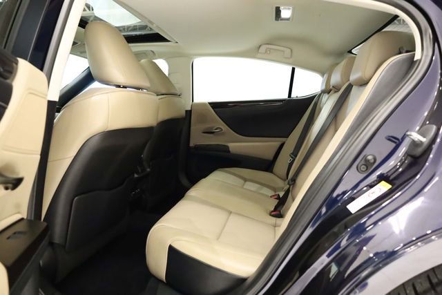 Used 2019 Lexus ES 350 w/ Premium Package image 28