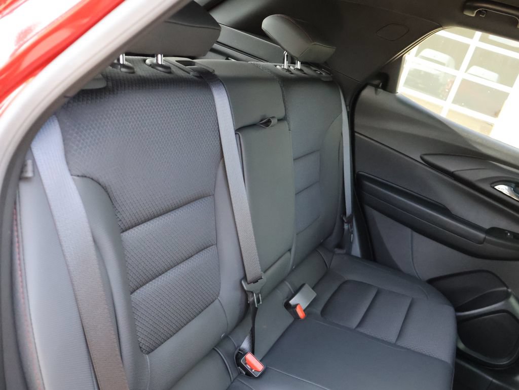Used 2023 Chevrolet TrailBlazer RS w/ Convenience Package FWD image 14