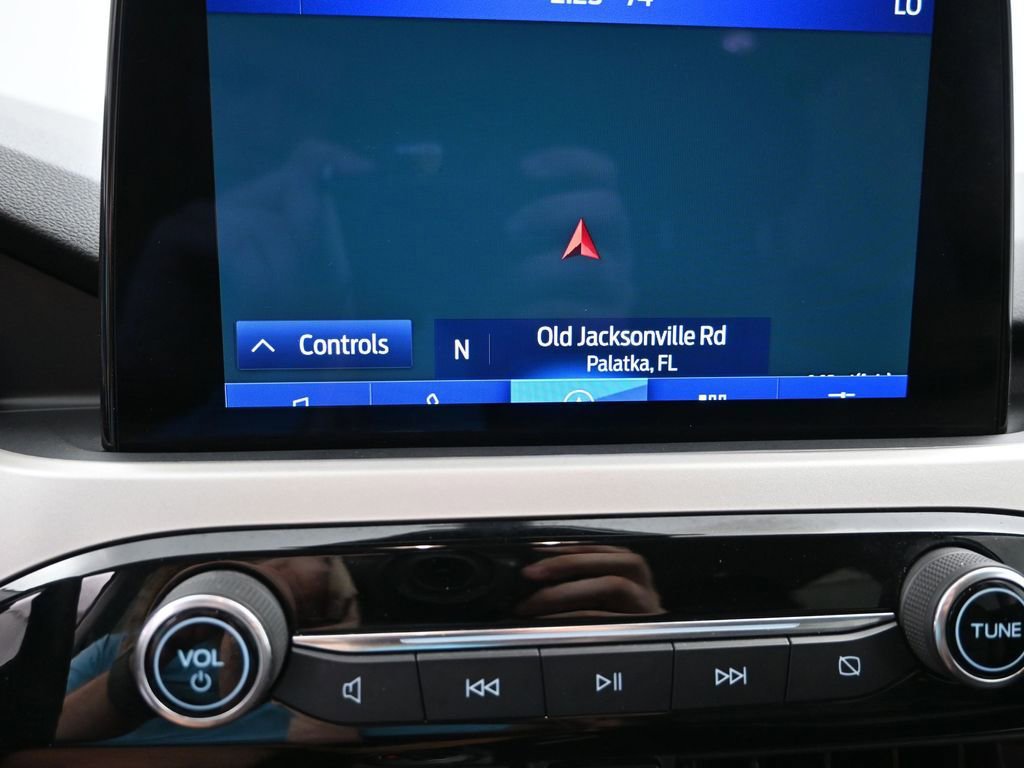 Used 2022 Ford Escape SEL w/ Technology Package image 18