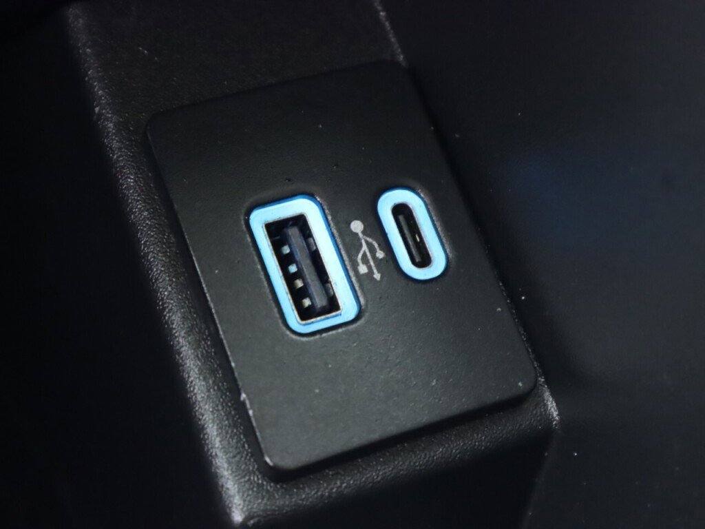 Used 2022 Ford Edge Titanium image 20