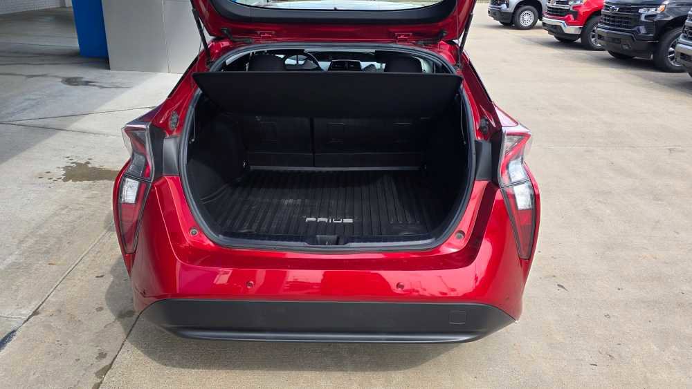 Used 2018 Toyota Prius Two w/ Prius Two Safety Plus Package FWD image 9