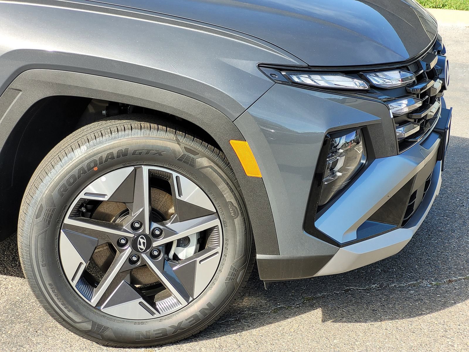 New 2026 Hyundai Tucson SEL AWD/4WD image 3