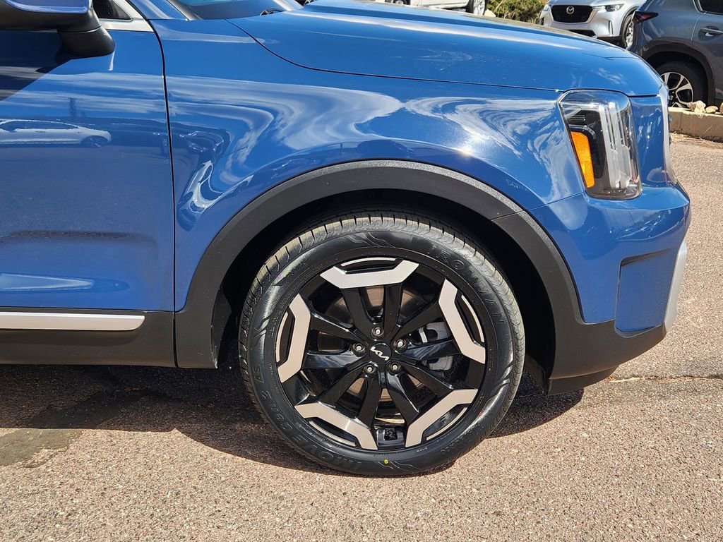 Used 2025 Kia Telluride S AWD/4WD image 29