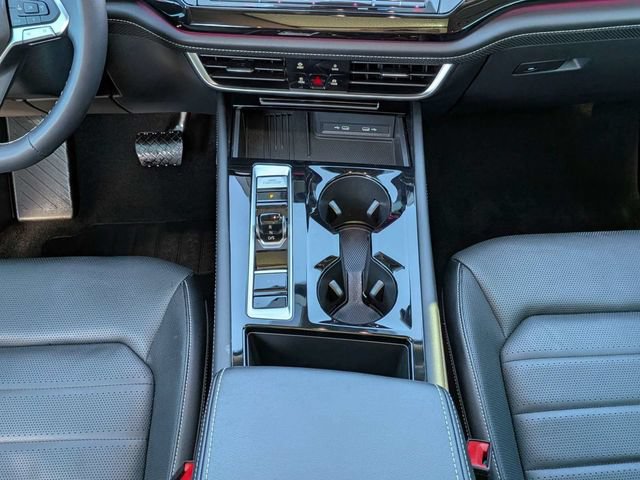 Used 2025 Volkswagen Atlas SEL AWD/4WD image 20