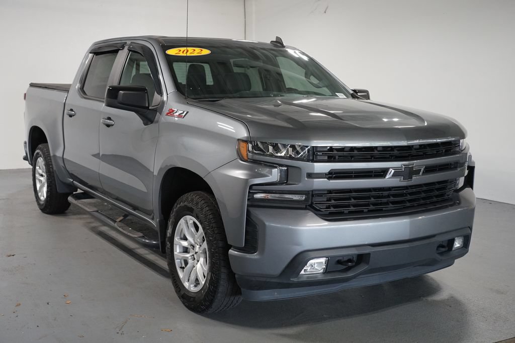 Used 2022 Chevrolet Silverado 1500 RST w/ Convenience Package II AWD/4WD image 3