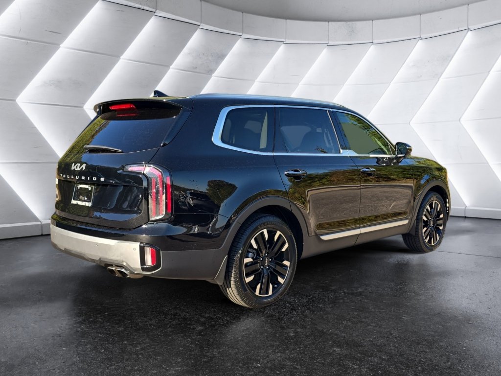 Used 2024 Kia Telluride SX image 5
