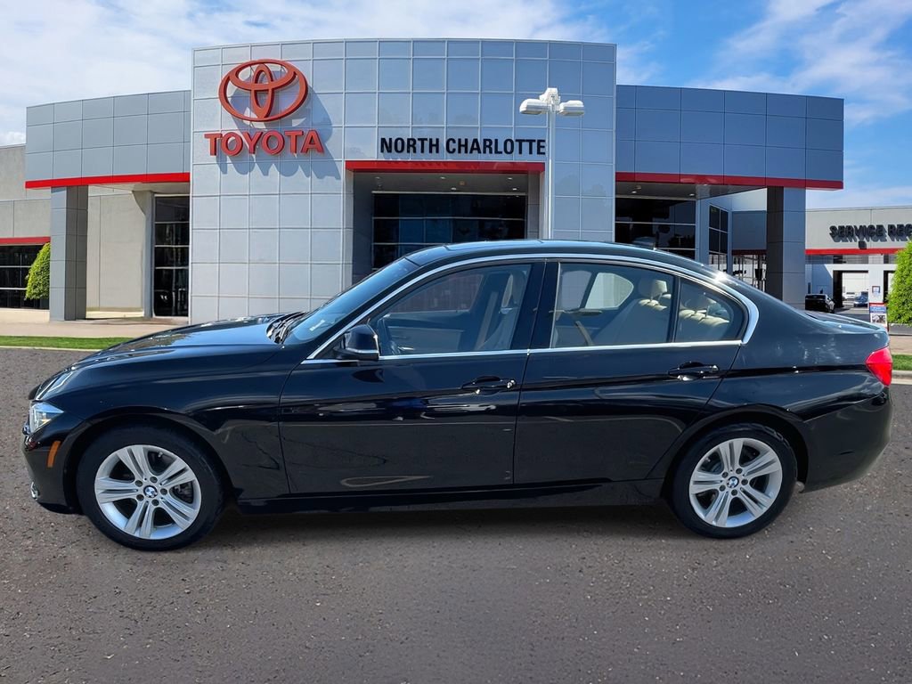 Used 2018 BMW 330i xDrive Sedan w/ Convenience Package image 6