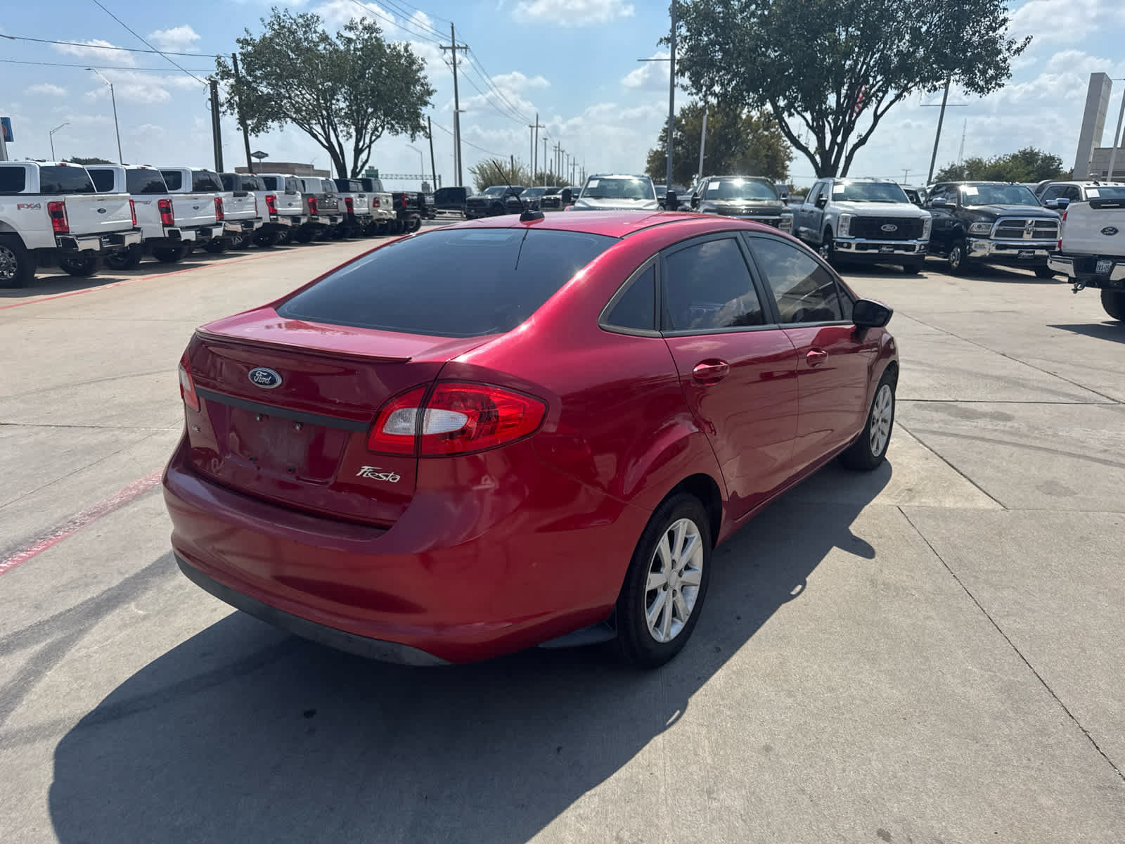 Used 2011 Ford Fiesta SE w/ 203A Rapid Spec Order Code FWD image 5
