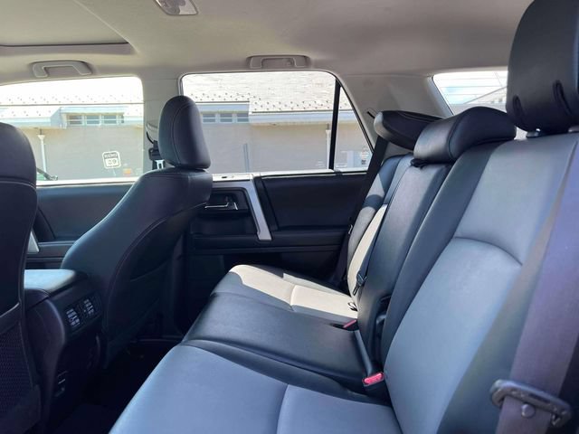 Certified 2019 Toyota 4Runner SR5 Premium AWD/4WD image 16