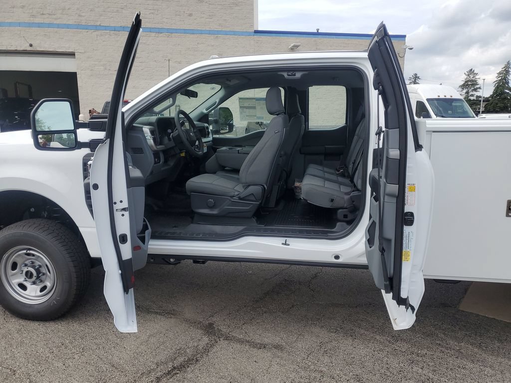 New 2026 Ford F250 XL w/ Snow Plow Prep Package AWD/4WD image 16