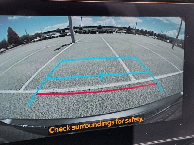 Certified 2024 Toyota Highlander XLE FWD image 21
